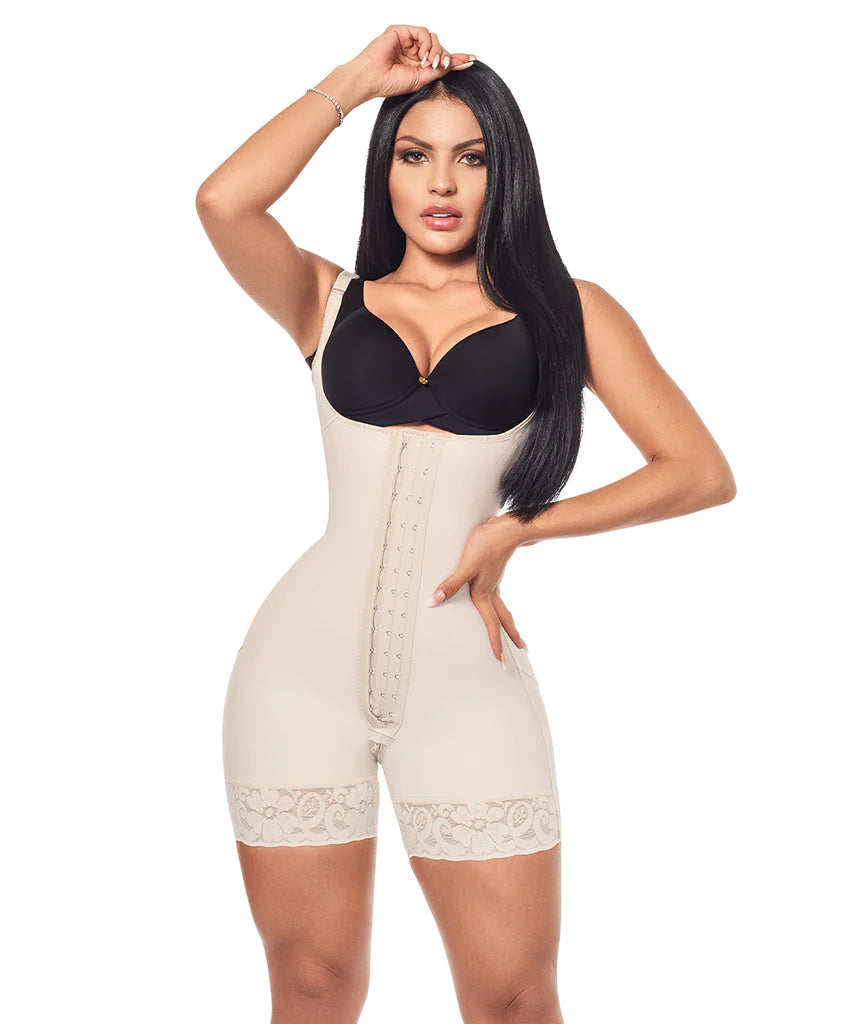 Faja Reloj de Arena, Media Pierna, Broches Centrales (Ref. O-011 )